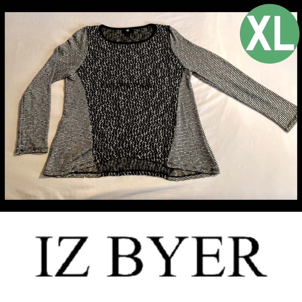 Hacci Knit Black White Scoop Neck Striped and Marled Design Lightweight Sweater
